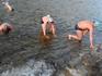 Wochenendwetter: Plusgrade mal wieder in Sichtweite - die Winterschwimmer in Prag wird es freuen!